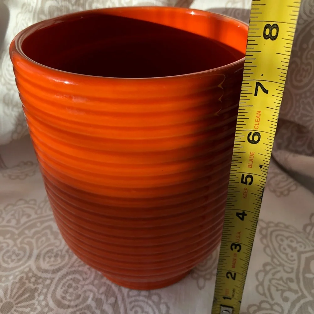 Pier 1 imports~ Ribbed Orange Glaze Dolomite Ceramic Planter 7”x5.5”
